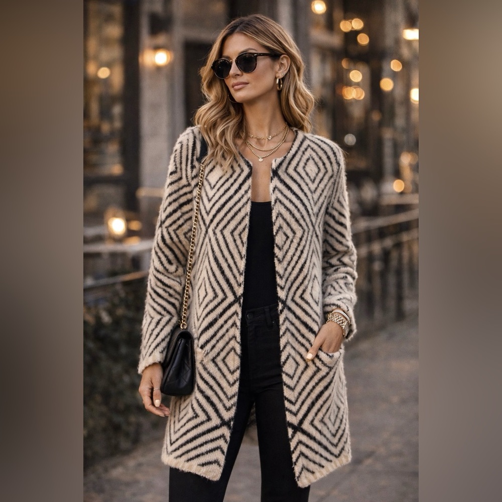 💗 Valerie Stevens Black & Cream Diamond Cardigan | Longline Fuzzy Thick | Medium